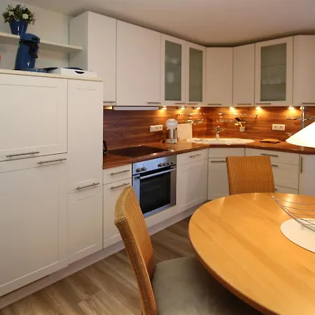 Apartment Kiek Ut 9_ Whg_ 2 *